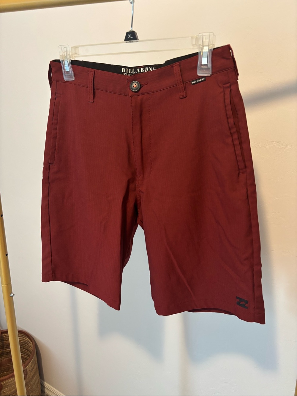 Billabong Drifit shorts! Size 28